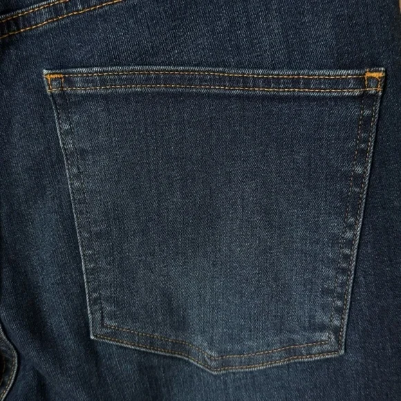 NWT VERONICA BEARD Ryleigh Slim
Straight High Rise Jeans Bright Blue Raw Hem 30 - Picture 11 of 16